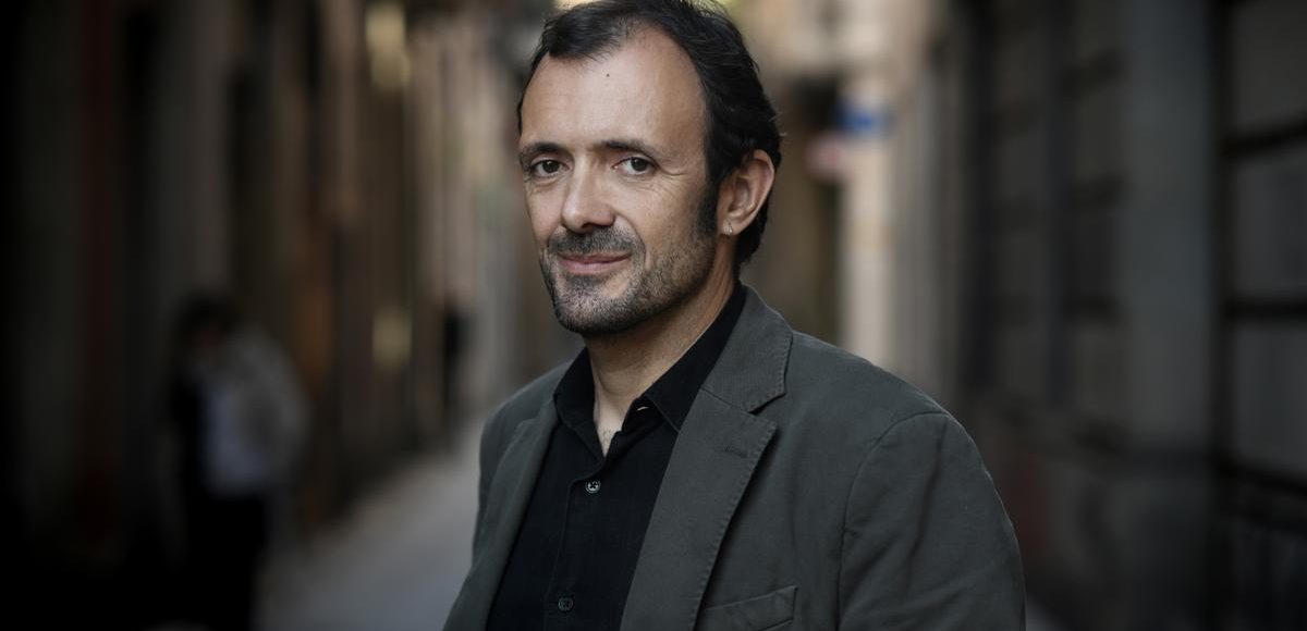 El escritor Isaac Rosa habla del insomnio